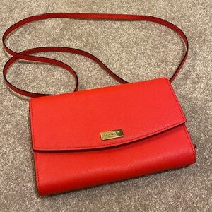 Kate Spade. Trifold Wallet. Crossbody. Coral.